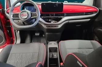 Fiat 500e, 87 kW, elekter, automaat, esivedu