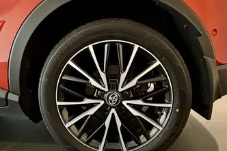 Toyota C-HR, 2.0, 112 kW, hübriid, automaat, esivedu