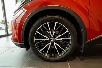 Toyota C-HR, 2.0, 112 kW, hübriid, automaat, esivedu