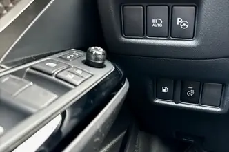 Toyota C-HR, 2.0, 112 kW, hübriid, automaat, esivedu