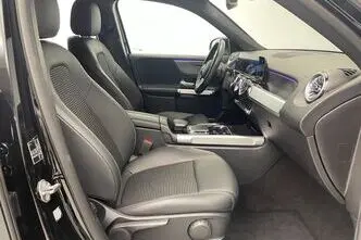 Mercedes-Benz GLB 180, 1.3, 100 kW, bensiin, automaat, esivedu
