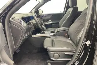 Mercedes-Benz GLB 180, 1.3, 100 kW, bensiin, automaat, esivedu