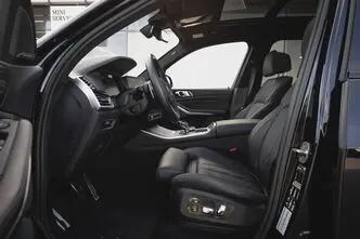 BMW X5, 4.4, 390 kW, bensiin, automaat, nelikvedu