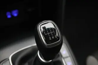 Hyundai Kona, 1.0, 88 kW, bensiin, manuaal, esivedu