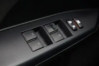 Lexus CT 200h, 1.8, 73 kW, гибрид, автомат, передний привод
