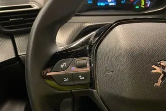 Peugeot 2008, электричество, автомат, передний привод