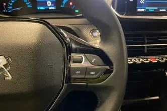 Peugeot 2008, электричество, автомат, передний привод