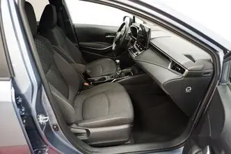 Toyota Corolla, 1.5, 92 kW, бензин, механическая, передний привод