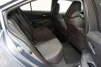 Toyota Corolla, 1.5, 92 kW, бензин, механическая, передний привод