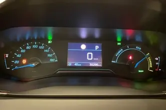 Peugeot 2008, электричество, автомат, передний привод
