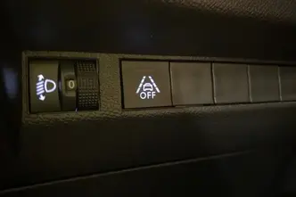 Peugeot 2008, электричество, автомат, передний привод