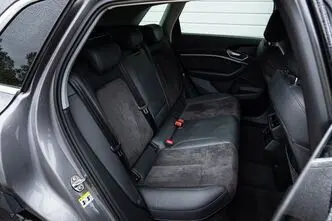 Audi e-tron, 230 kW, elekter, automaat, esivedu