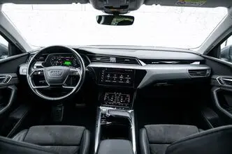 Audi e-tron, 230 kW, elekter, automaat, esivedu