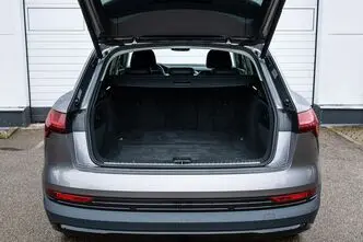 Audi e-tron, 230 kW, elekter, automaat, esivedu