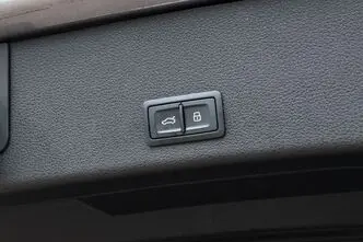Audi e-tron, 230 kW, elekter, automaat, esivedu