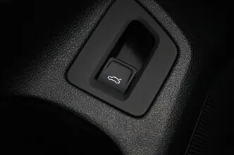Volkswagen Passat, 1.6, 88 kW, diisel, automaat, esivedu