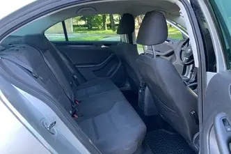 Volkswagen Jetta, 1.4, 90 kW, bensiin, automaat, esivedu