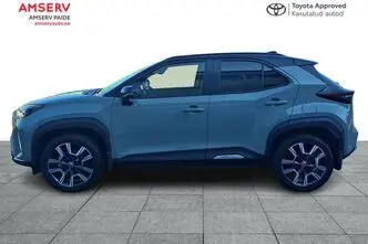 Toyota Yaris Cross, 1.5, 68 kW, гибрид, автомат, полный привод