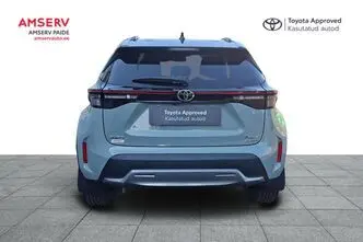 Toyota Yaris Cross, 1.5, 68 kW, гибрид, автомат, полный привод