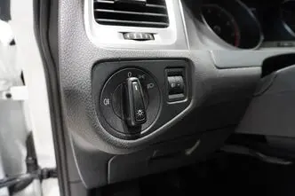 Volkswagen Golf, 1.2, 77 kW, bensiin, manuaal, esivedu
