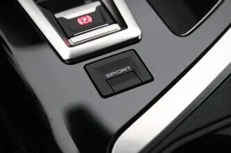 Peugeot 5008, 1.5, 96 kW, diisel, automaat, esivedu