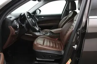 Alfa Romeo Stelvio, 2.2, 118 kW, diisel, automaat, tagavedu