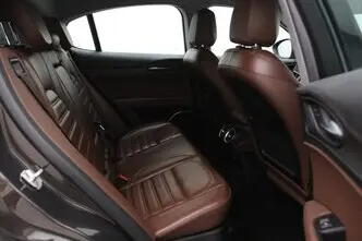 Alfa Romeo Stelvio, 2.2, 118 kW, diisel, automaat, tagavedu