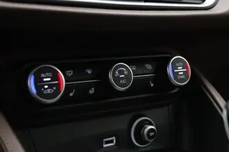Alfa Romeo Stelvio, 2.2, 118 kW, diisel, automaat, tagavedu