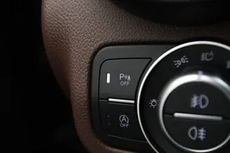 Alfa Romeo Stelvio, 2.2, 118 kW, diisel, automaat, tagavedu