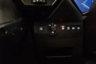 DS 7 Crossback, 1.6, 221 kW, бензин, автомат, полный привод