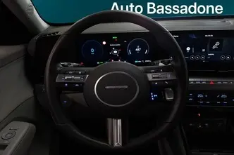 Hyundai Kona, 160 kW, электричество, автомат, передний привод