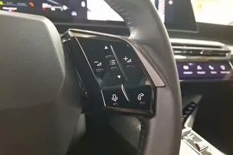 Peugeot 5008, 1.2, 107 kW, hübriid, automaat, esivedu