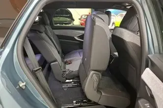 Peugeot 5008, 1.2, 107 kW, hübriid, automaat, esivedu