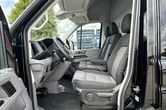 Volkswagen Crafter, 2.0, 130 kW, дизель, автомат, передний привод
