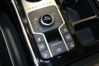 Kia Sorento, 2.2, 142 kW, diesel, automatic, four-wheel drive