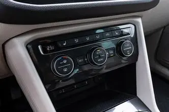 Volkswagen Tiguan, 2.0, 110 kW, дизель, автомат, передний привод