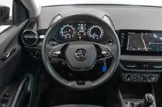 Škoda Fabia, 1.0, 70 kW, bensiin, manuaal, esivedu