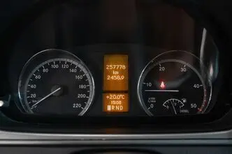 Mercedes-Benz Viano, 3.0, 165 kW, diesel, automatic, rear-wheel drive