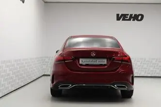 Mercedes-Benz A 180, 1.3, 100 kW, bensiin, automaat, esivedu