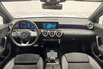 Mercedes-Benz A 180, 1.3, 100 kW, bensiin, automaat, esivedu