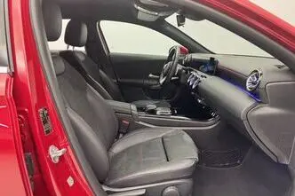 Mercedes-Benz A 180, 1.3, 100 kW, bensiin, automaat, esivedu