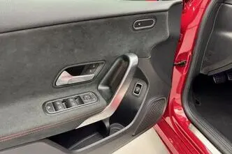 Mercedes-Benz A 180, 1.3, 100 kW, bensiin, automaat, esivedu