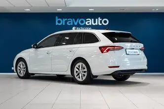 Škoda Octavia, 1.5, 96 kW, hybrid, automatic, front-wheel drive