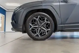Hyundai Tucson, 1.6, 110 kW, hybrid, automatic, front-wheel drive