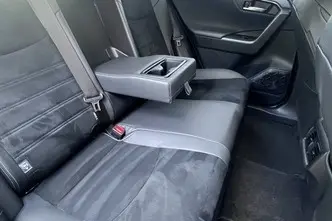 Toyota RAV4, 2.5, 131 kW, гибрид, автомат, полный привод