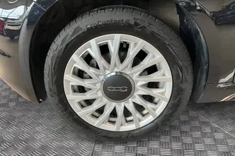 Fiat 500, 1.0, 51 kW, гибрид, механическая, передний привод