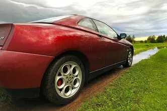 Alfa Romeo GTV, 2.0, 110 kW, bensiin, manuaal, esivedu