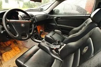 Alfa Romeo GTV, 2.0, 110 kW, bensiin, manuaal, esivedu