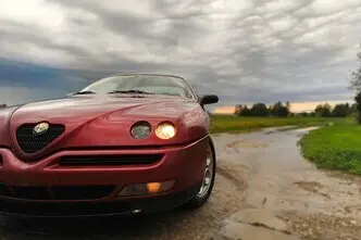 Alfa Romeo GTV, 2.0, 110 kW, bensiin, manuaal, esivedu