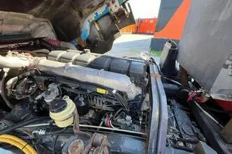 Renault 420 DCI 6x4, 313 kW, дизель, механическая